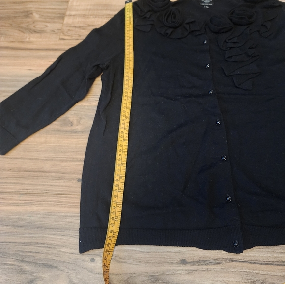 Sweater - Picture 8 of 8